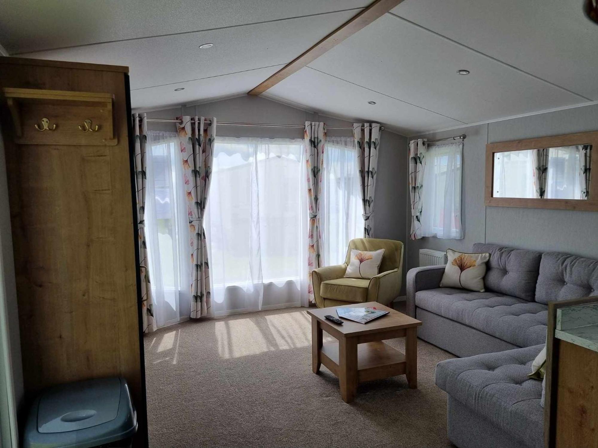 Red Lion Holiday Park Арброт Екстериор снимка