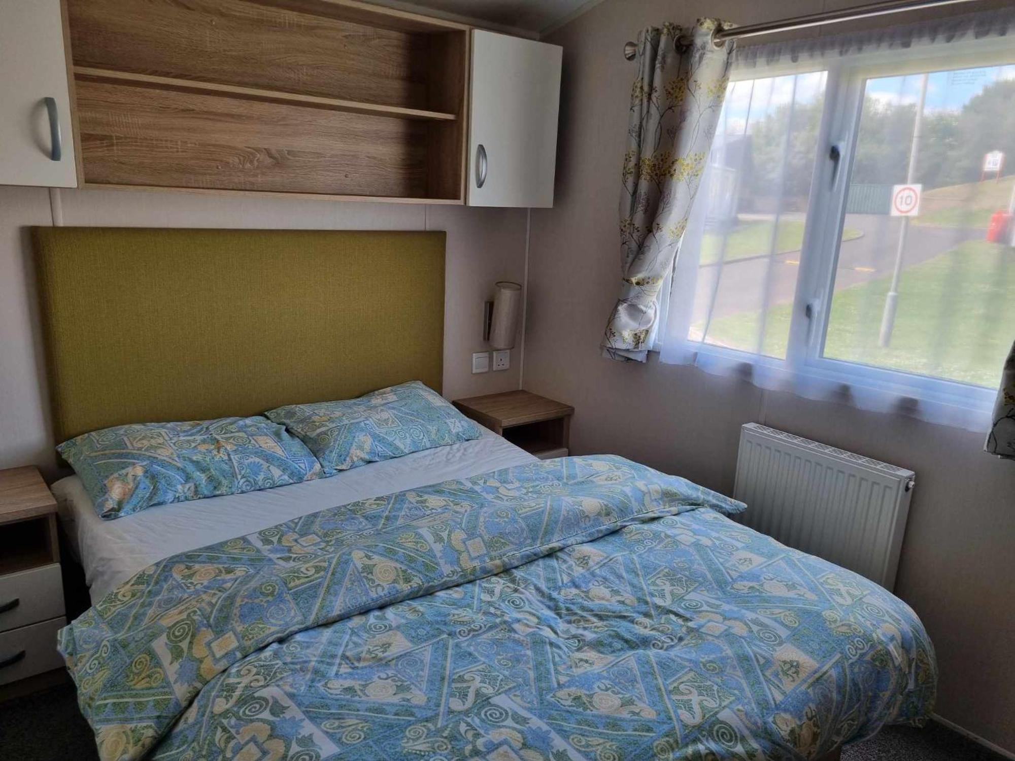 Red Lion Holiday Park Арброт Екстериор снимка