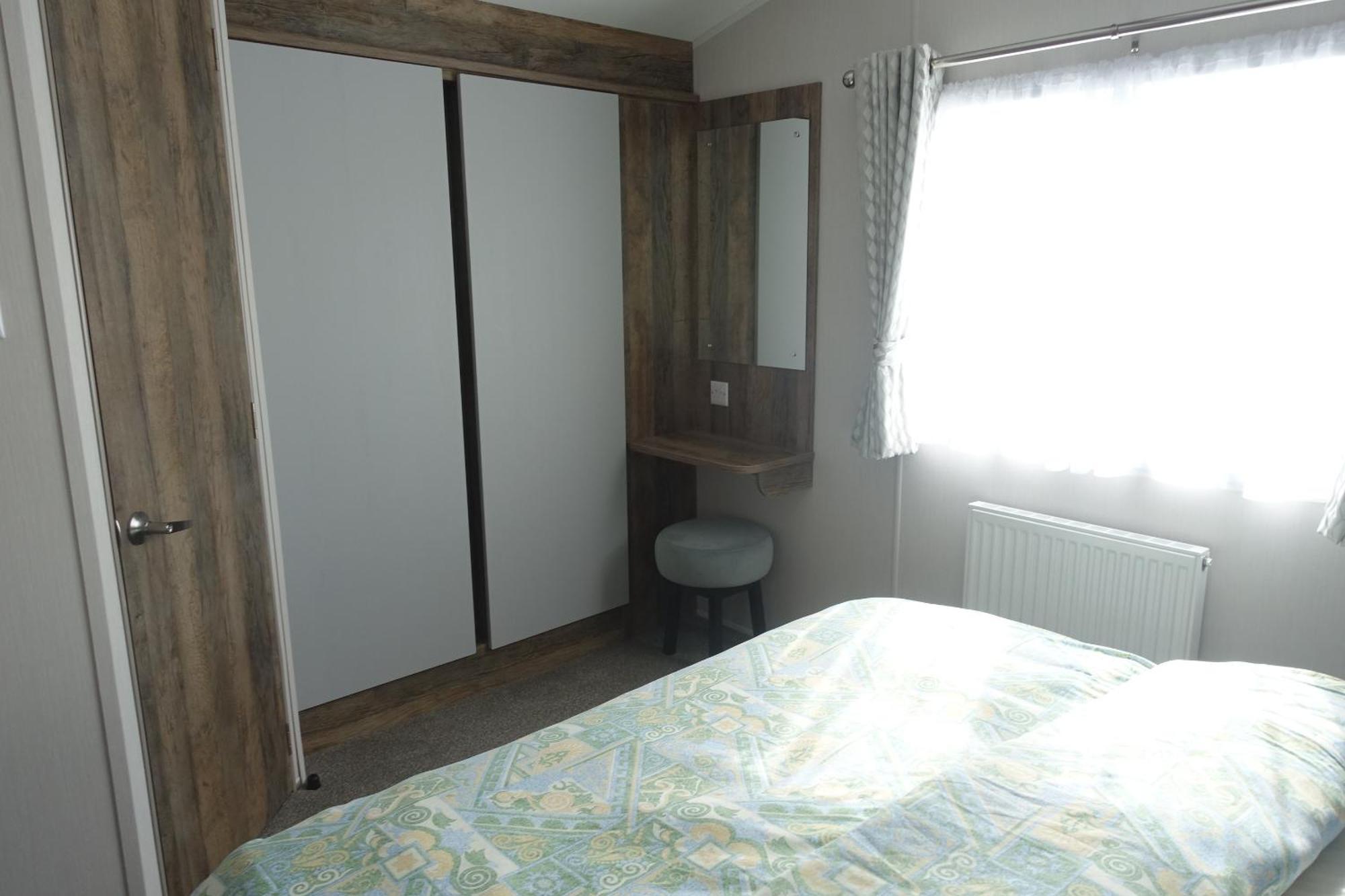 Red Lion Holiday Park Арброт Екстериор снимка
